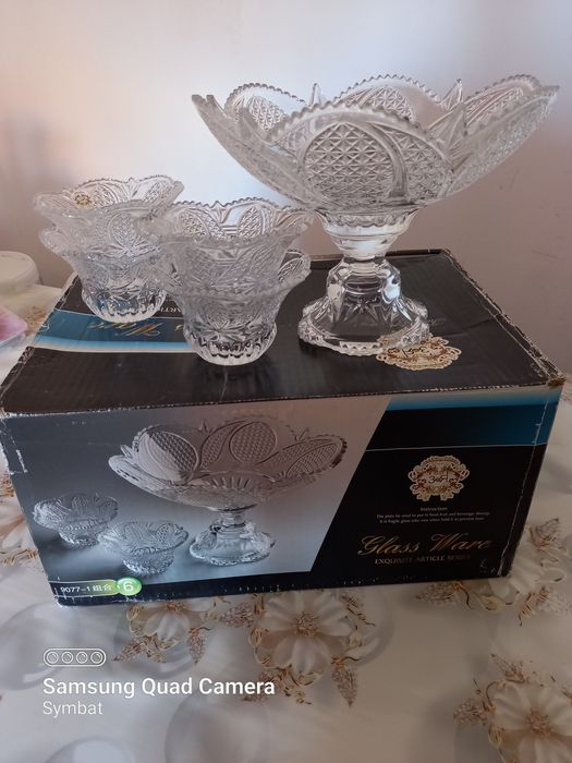 Хрустальная ваза