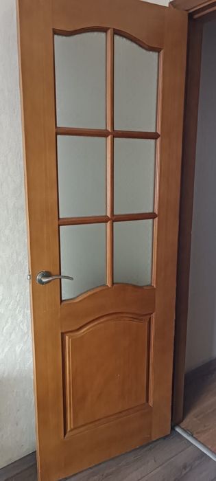 Продам межкомнатные двери