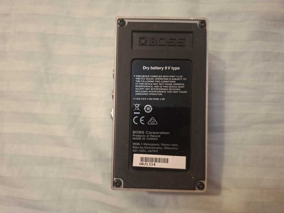Pedala noua BOSS RV-6 Reverb pentru chitara electrica