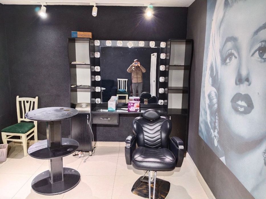 кресло для парикмахера