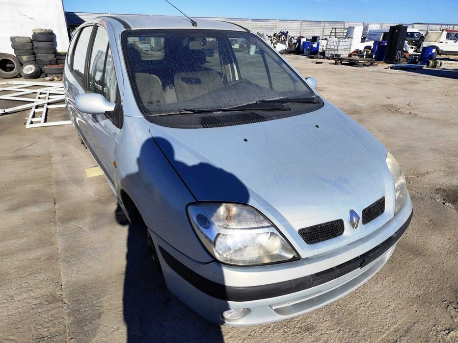 Renault Megane 1.9dci - 102к.с - 2002г. на части