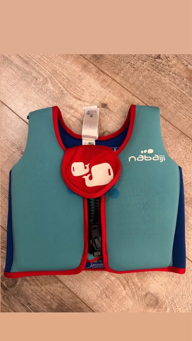 Жилетка за плуване от пяна