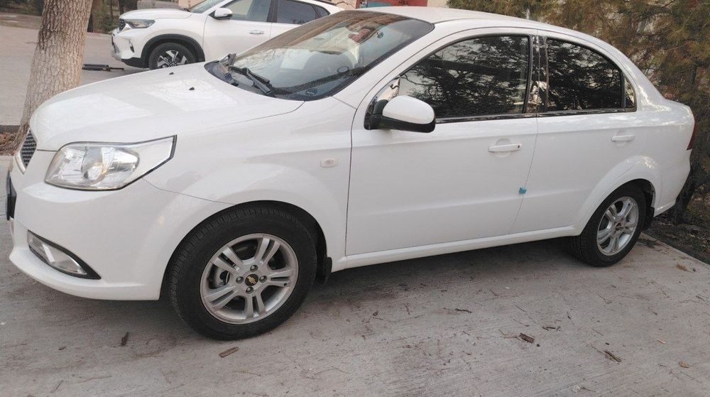 Нексия 3 автомат сотилади