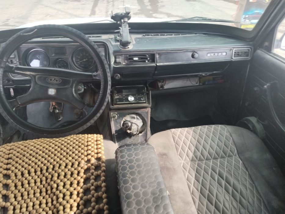 Avtomobil Vaz 2104