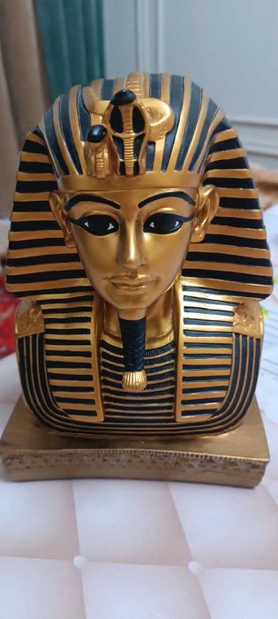 Qadimgi fir’avni haykalchasi (Misr suveniri) статуэтка фараона сувенир