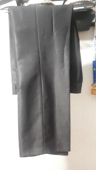 Костюмы с брюками и без