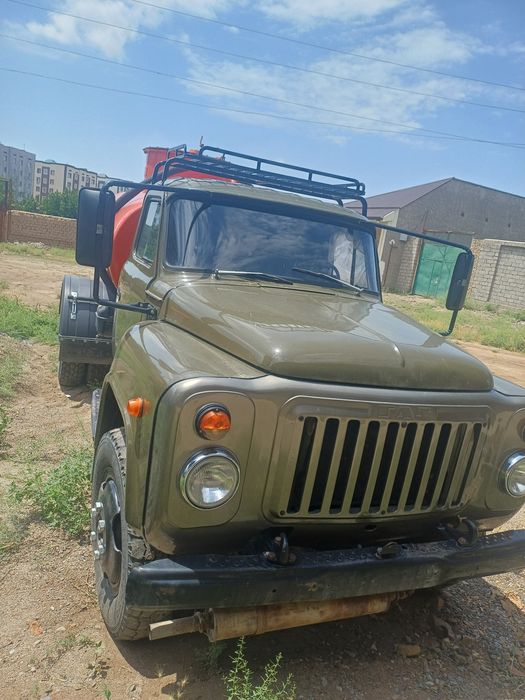 Gaz53 ishga tayyor benzavoz yomkis 5.650.tonnalik