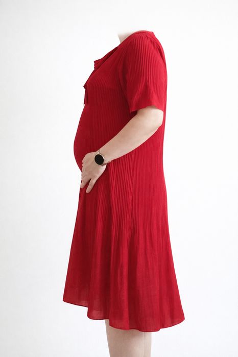 Rochie rosie  gravida