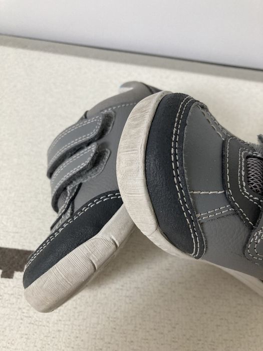 Детски обувки Clarks 23