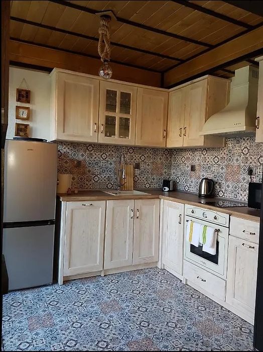 Дава се под наем Къща в Разлог - 180 кв.м за 229.5 € - Снимка #5