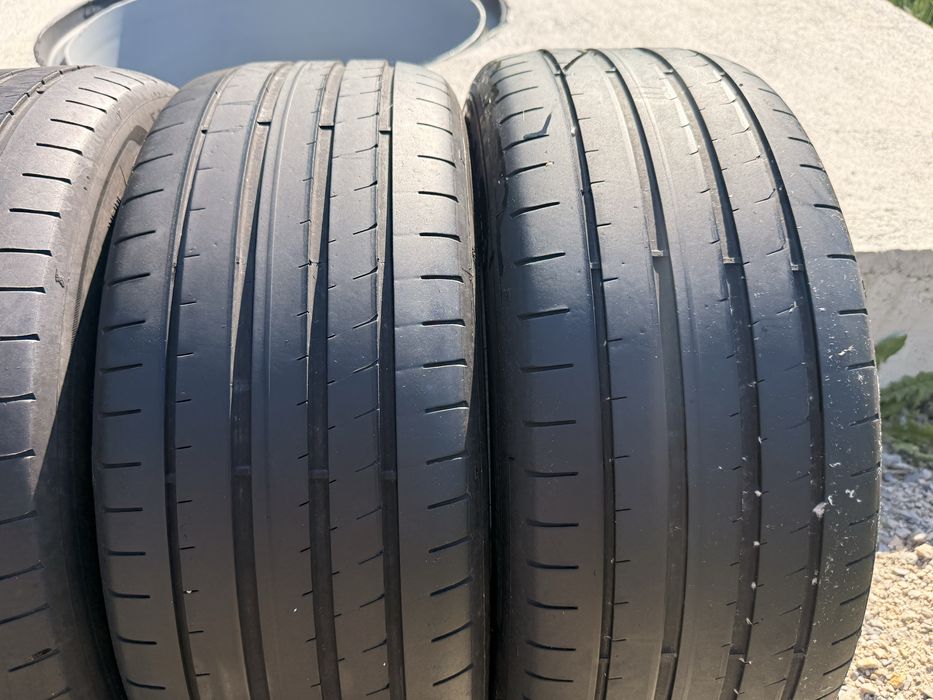Летни гуми 225/45/18 ДОТ:23 GOODYEAR