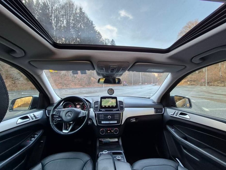 Vând Mercedes GLE 250