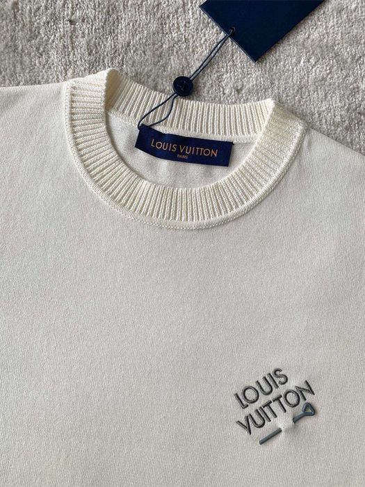 Tricou Louis Vuitton Calitate Premium