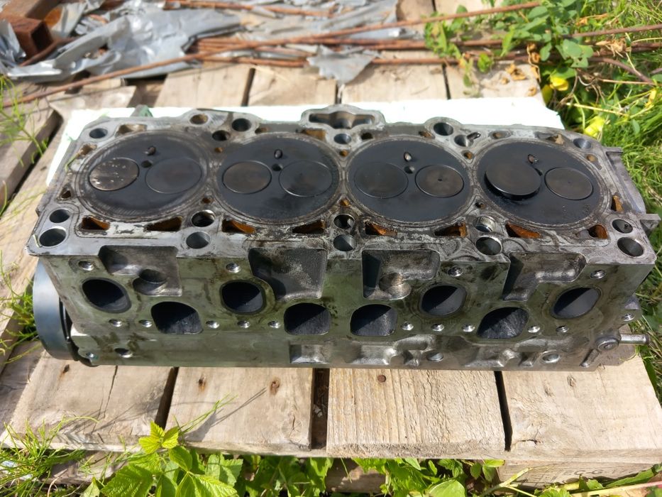 Цилиндрова глава  , за Фолксваген пасат б6 / 2.0 тди - BMP - 8 клапана.