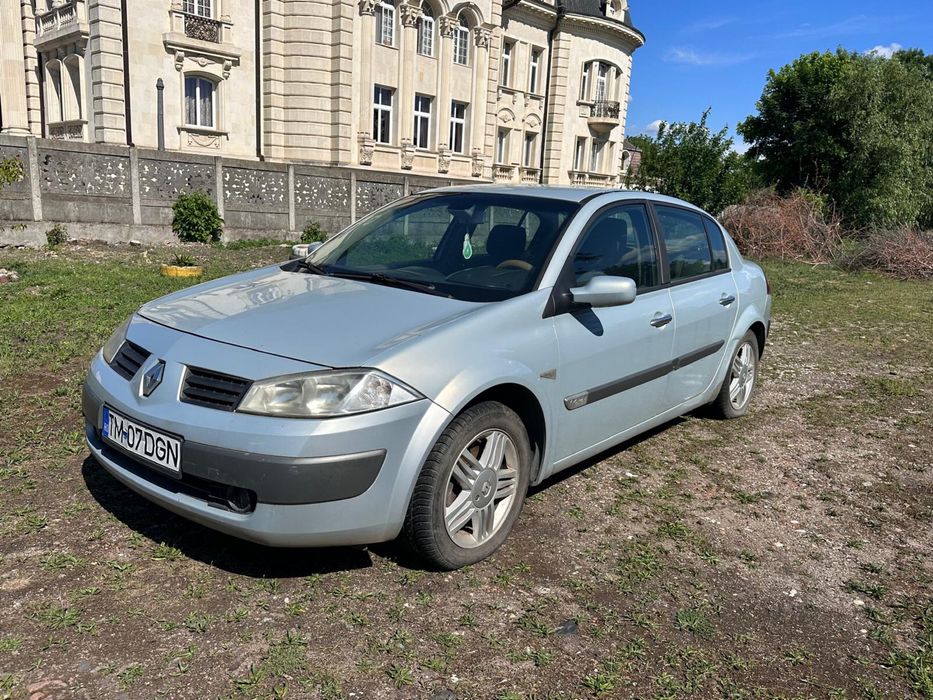 Renault Megane 2 an 2004 Motor 1.6 16V Benzina. 120 000 Km reali