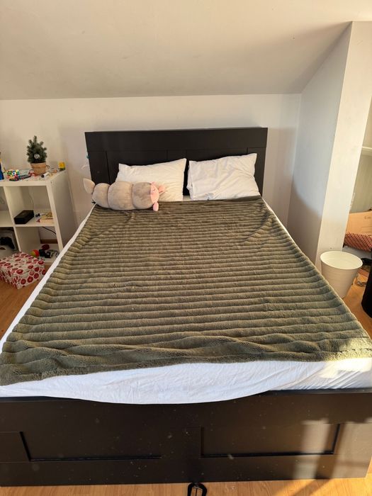 Pat Brimnes Ikea cu somiera Lonset inclusa, stare f buna, 4 sertare