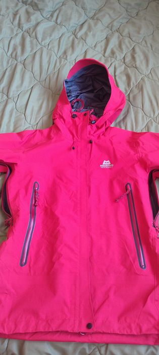 Mountain Equipment - дамско хардшел яке