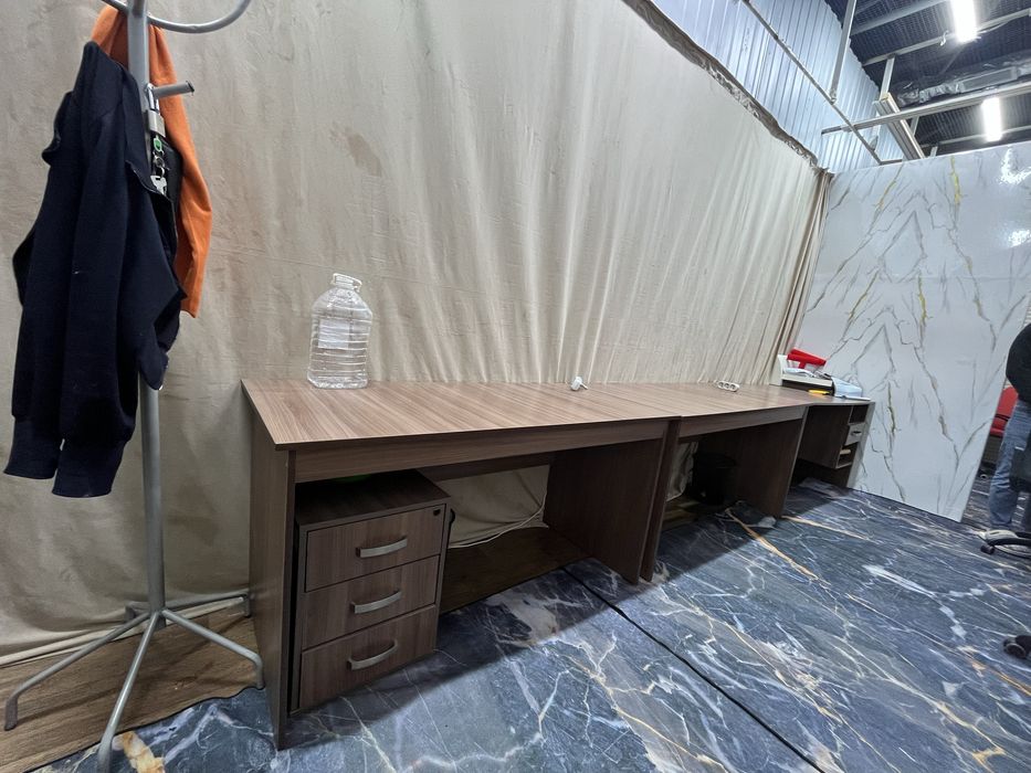 Офисное столы в отличном состоянии