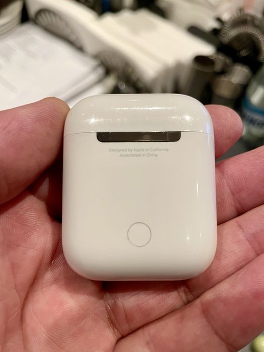 Air Pods 1-слушалки(слаба батерия)