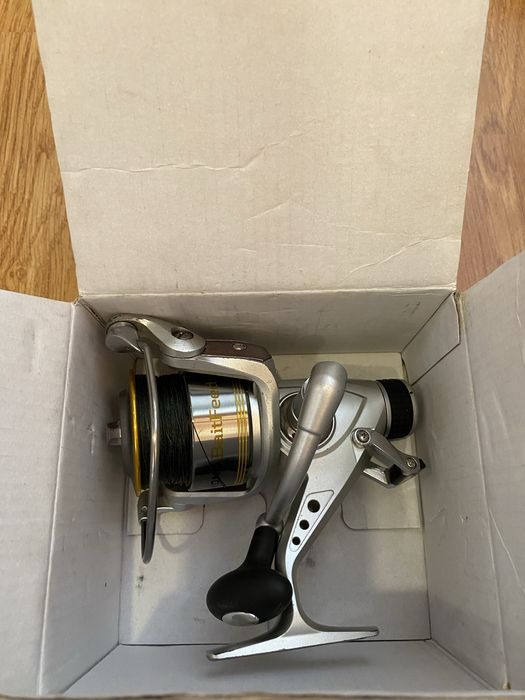 Salmo diamond 5 baitfeeder катушка