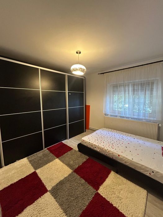 Particular Apartament 4 camere str Harmanului