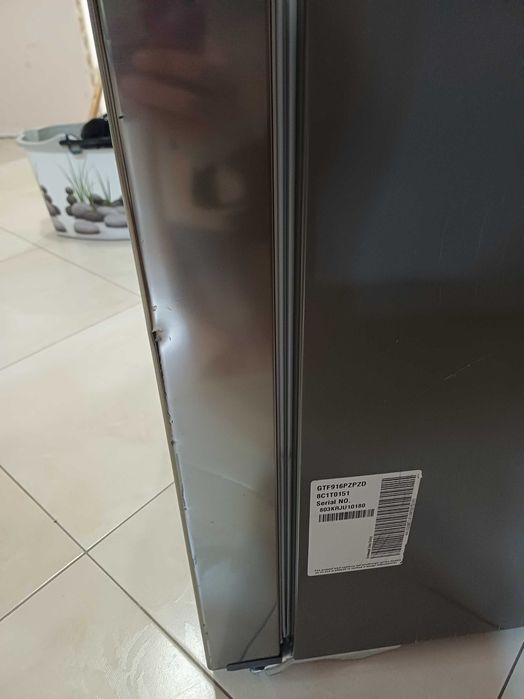 Хладилник с фризер LG  XXL 592 литра