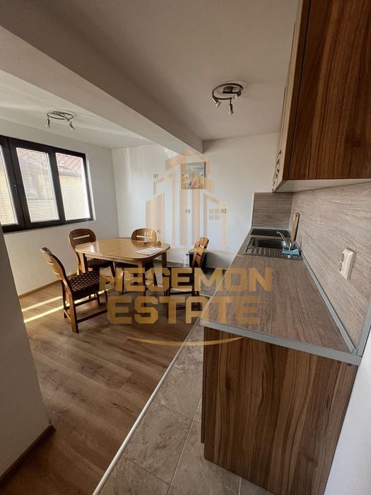 Продава се Тристаен апартамент в Варна, Колхозен пазар - 100 кв.м за 1610 €/кв.м - Снимка #1