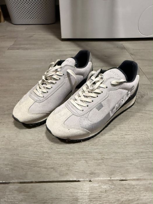 Бели Oбувки Cruyff