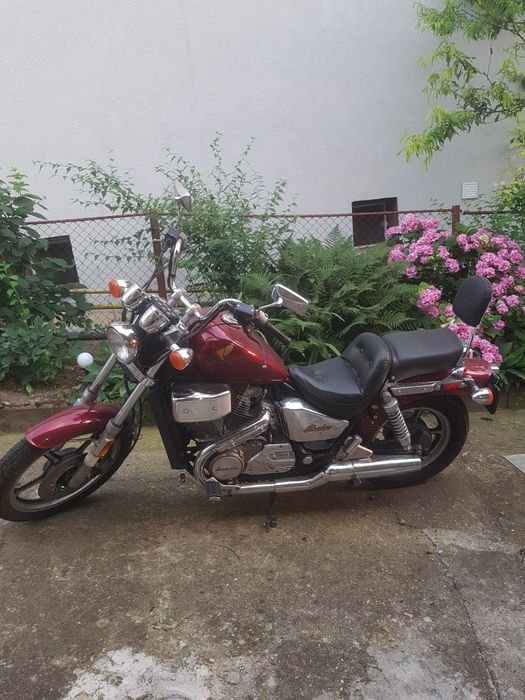 Honda shadow vt 700