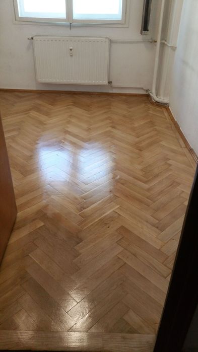 Montam parchet laminat și masiv