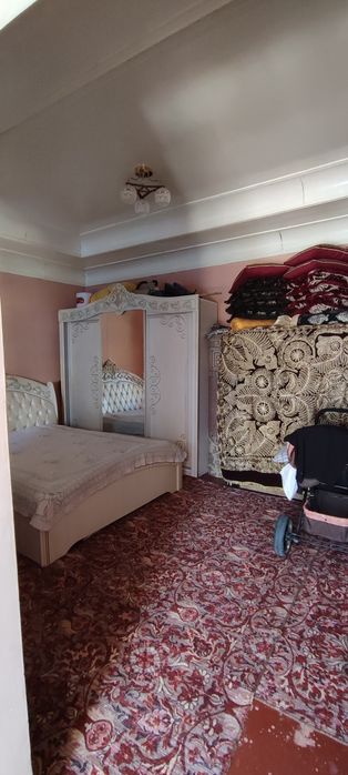 Shahrisabz bolta fozilov dan 4 sotixlik xovlini yarimi sotiladi