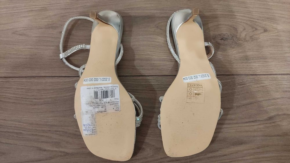 Елегантни маркови дамски сандали с камъни BSB, номер 37