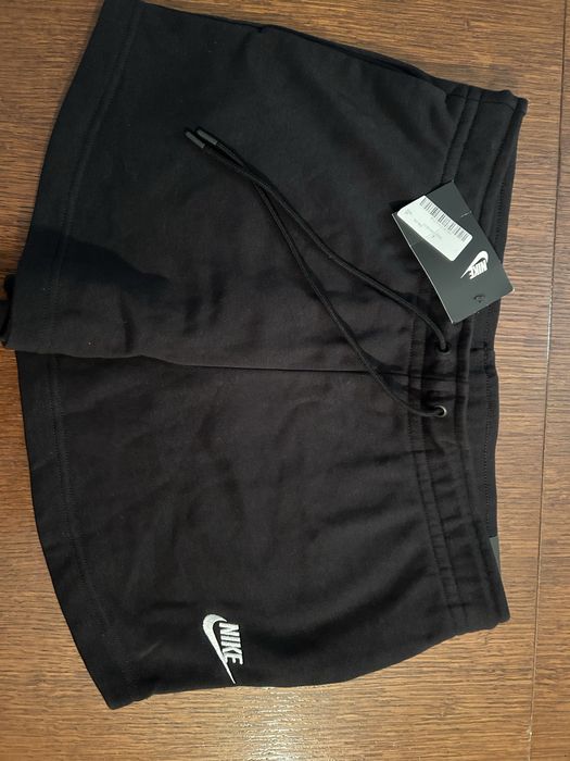 Дамски къси гащи Nike