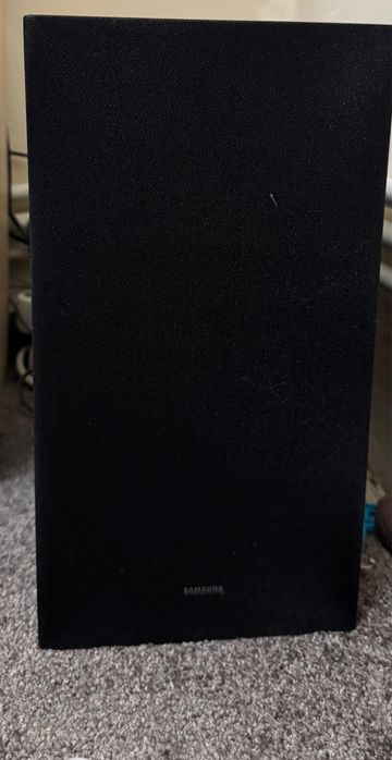 Soundbar Samsung 2.1 cu subwoofer