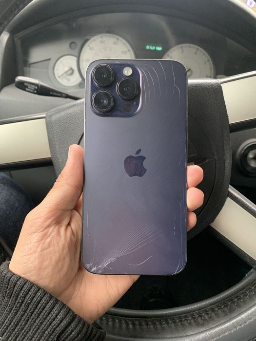 Iphone 14 pro max , LLA