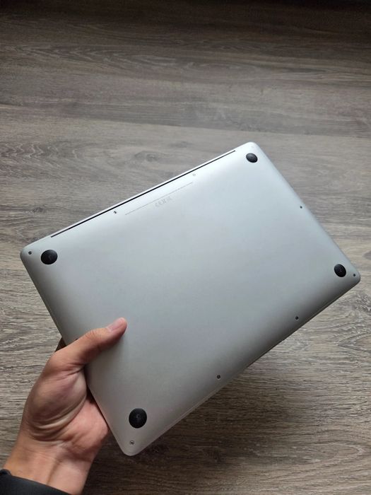 MacBook m1 2020 (макбук м1 АКБ 100%)