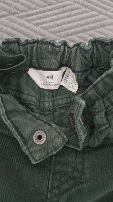 Pantaloni H&M Slim Fit velur verde