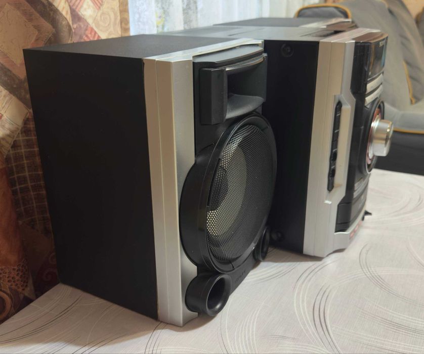 Музыкальный центр Sony MHC-GNZ333 D