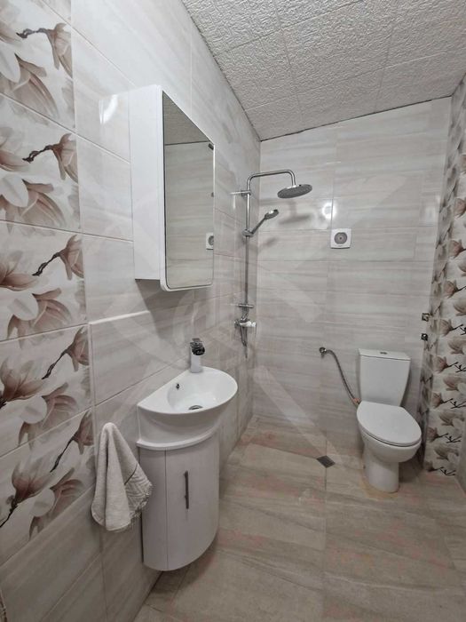 Дава се под наем Двустаен апартамент в Варна, м-т Траката - 50 кв.м за 375 € - Снимка #3