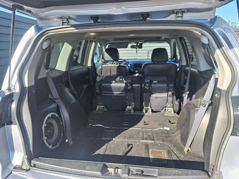 Mitsubishi Outlander 2.2 DI-D 4x4, 175 CP, 7 locuri, 2011