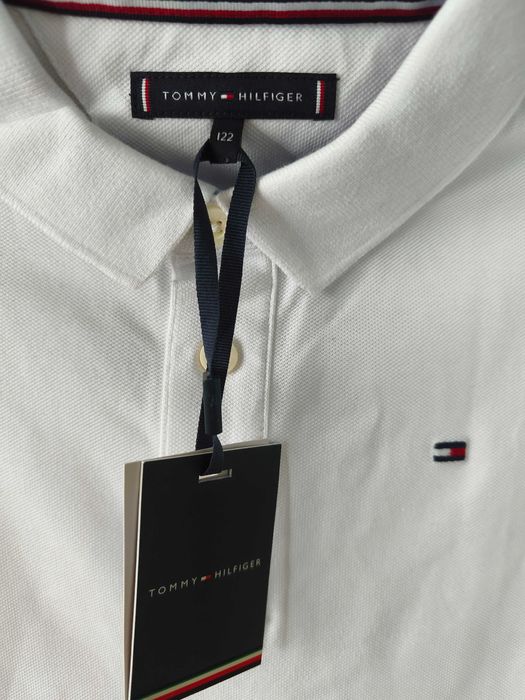Tommy Hilfiger нова тениска 2-3год
