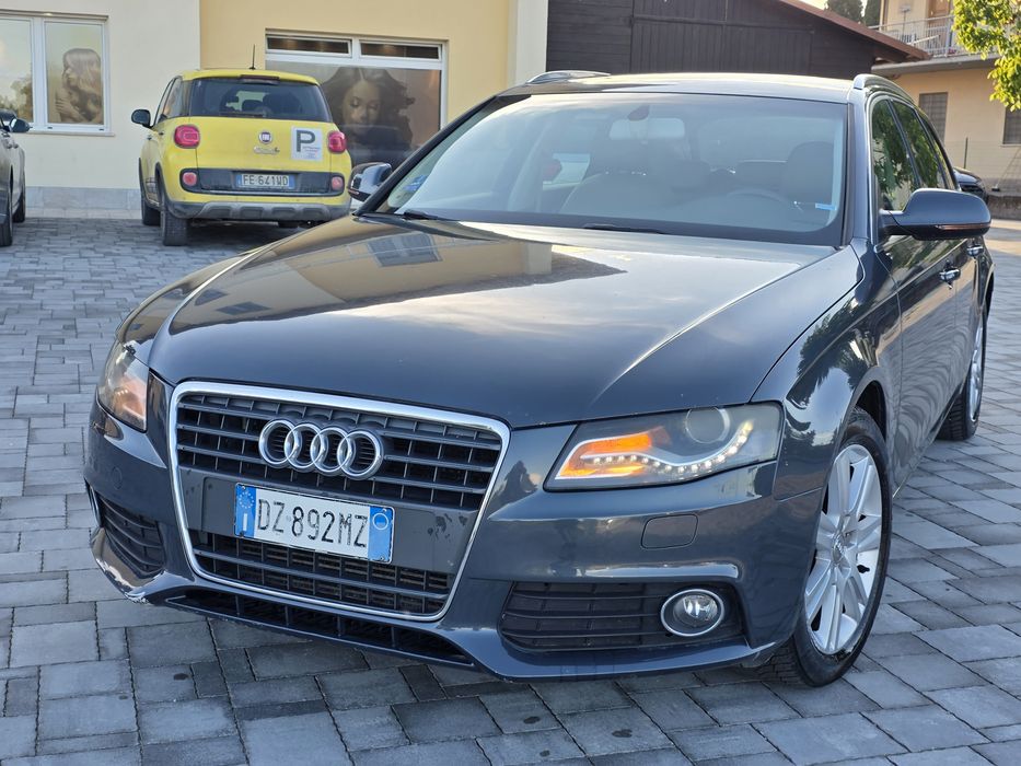 Audi A4 2.0tdi 143cp automatik 8+1 Navi/Led/Xenon/Klimatronic/Pilot/Senzori/Start&Stop
