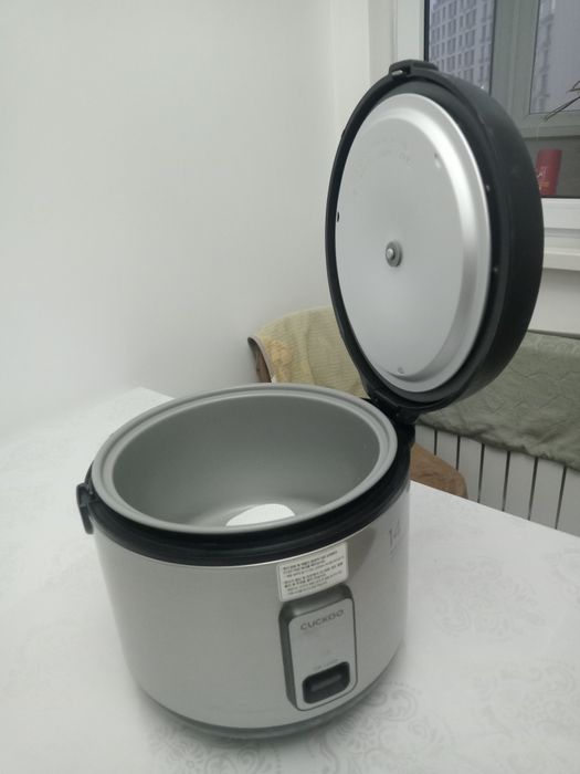 Продам новую мультиварку