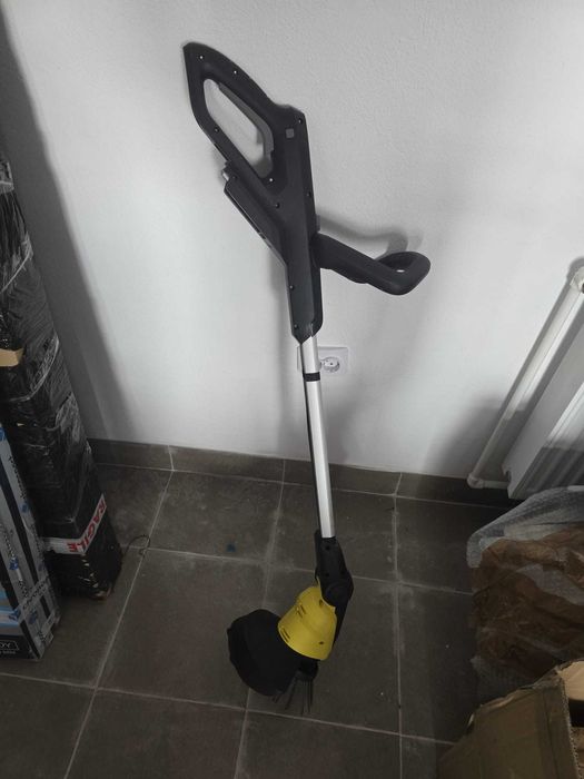 Perie electrica KARCHER WRE 18-55, 18V, 2.5Ah, acumulator