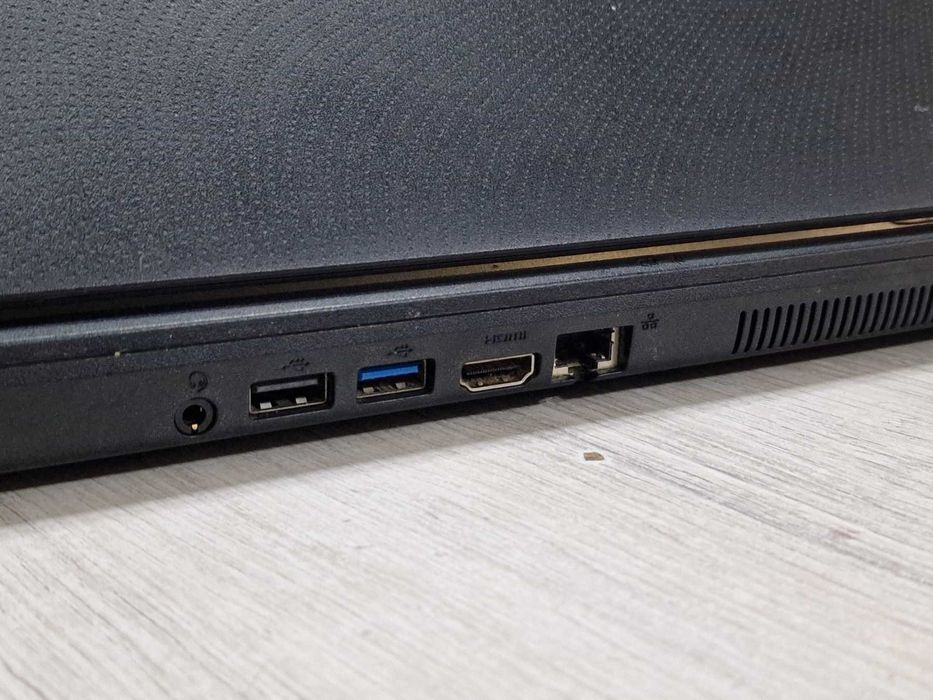 Acer Aspire ES1-512 / 4GB RAM / 512GB HDD / Intel Celeron N2920