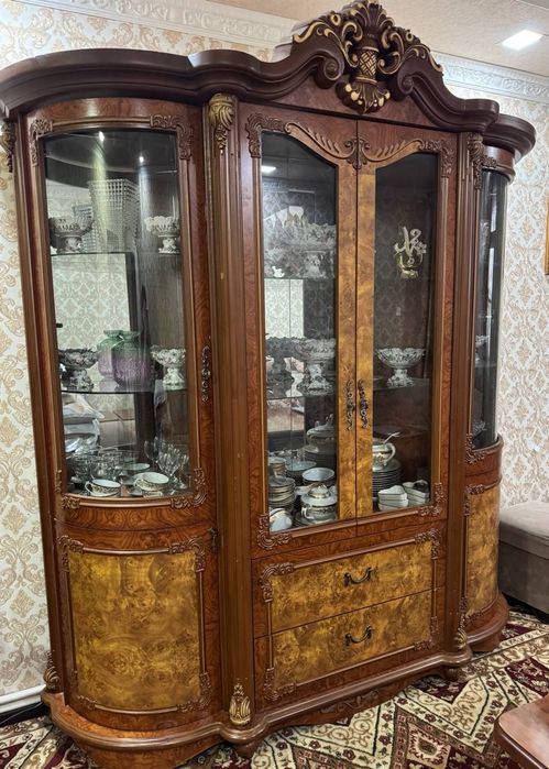 Продаётся стенка