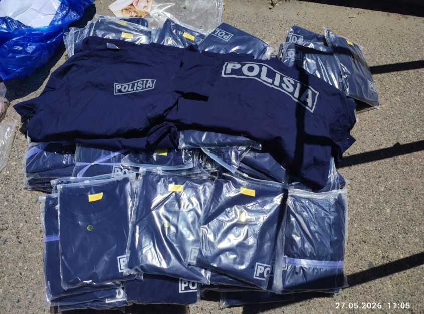 Футболки с надписью (Policia)