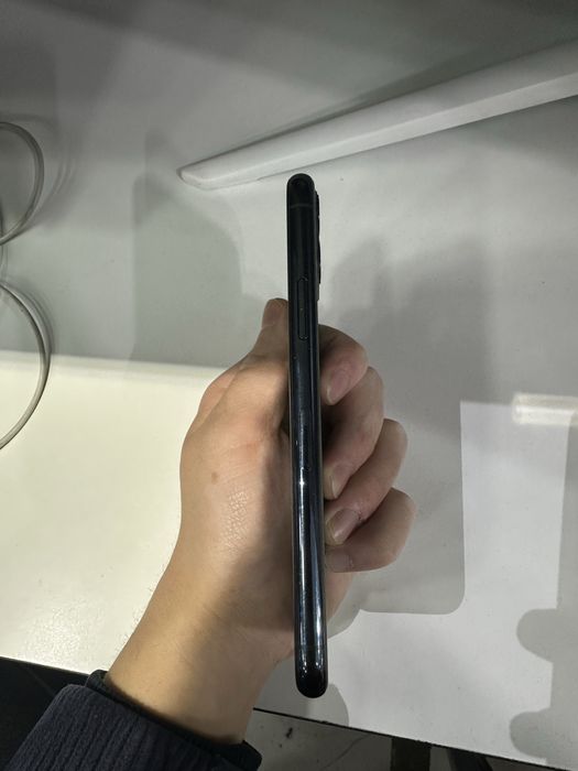 Iphone 11 pro 64gb 75%