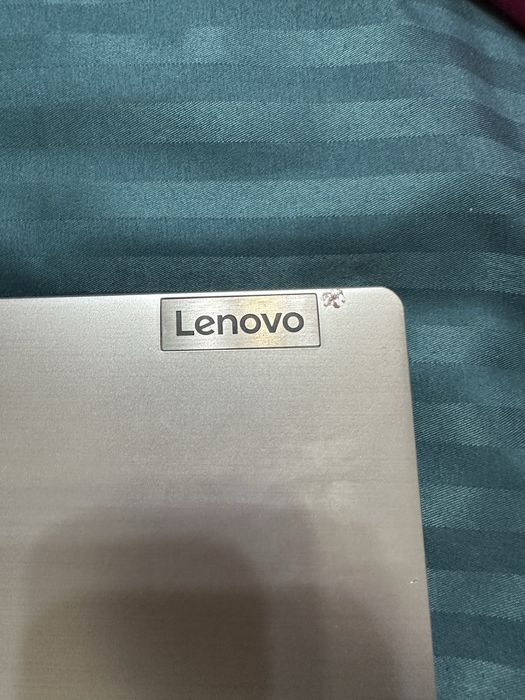 Ноутбук Lenovo Intel core i5-10210U