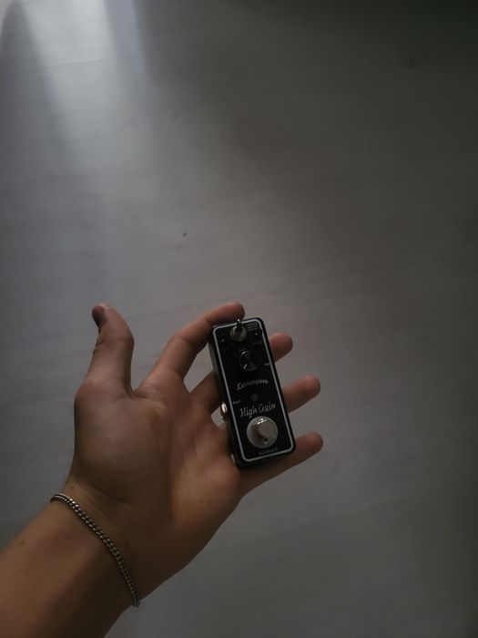 Продам педаль эффектов High Gain